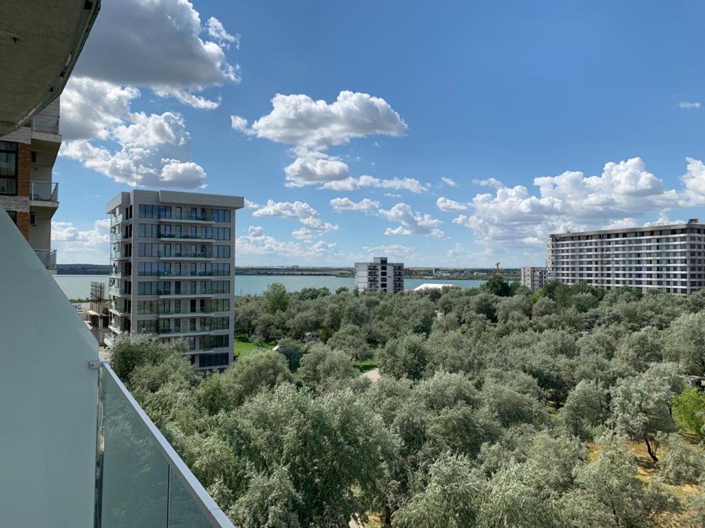 White Tower Mamaia Prestige Apartments Ngoại thất bức ảnh