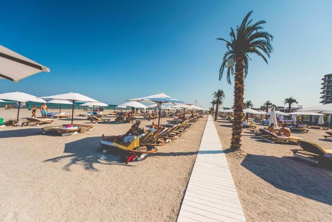 White Tower Mamaia Prestige Apartments Ngoại thất bức ảnh
