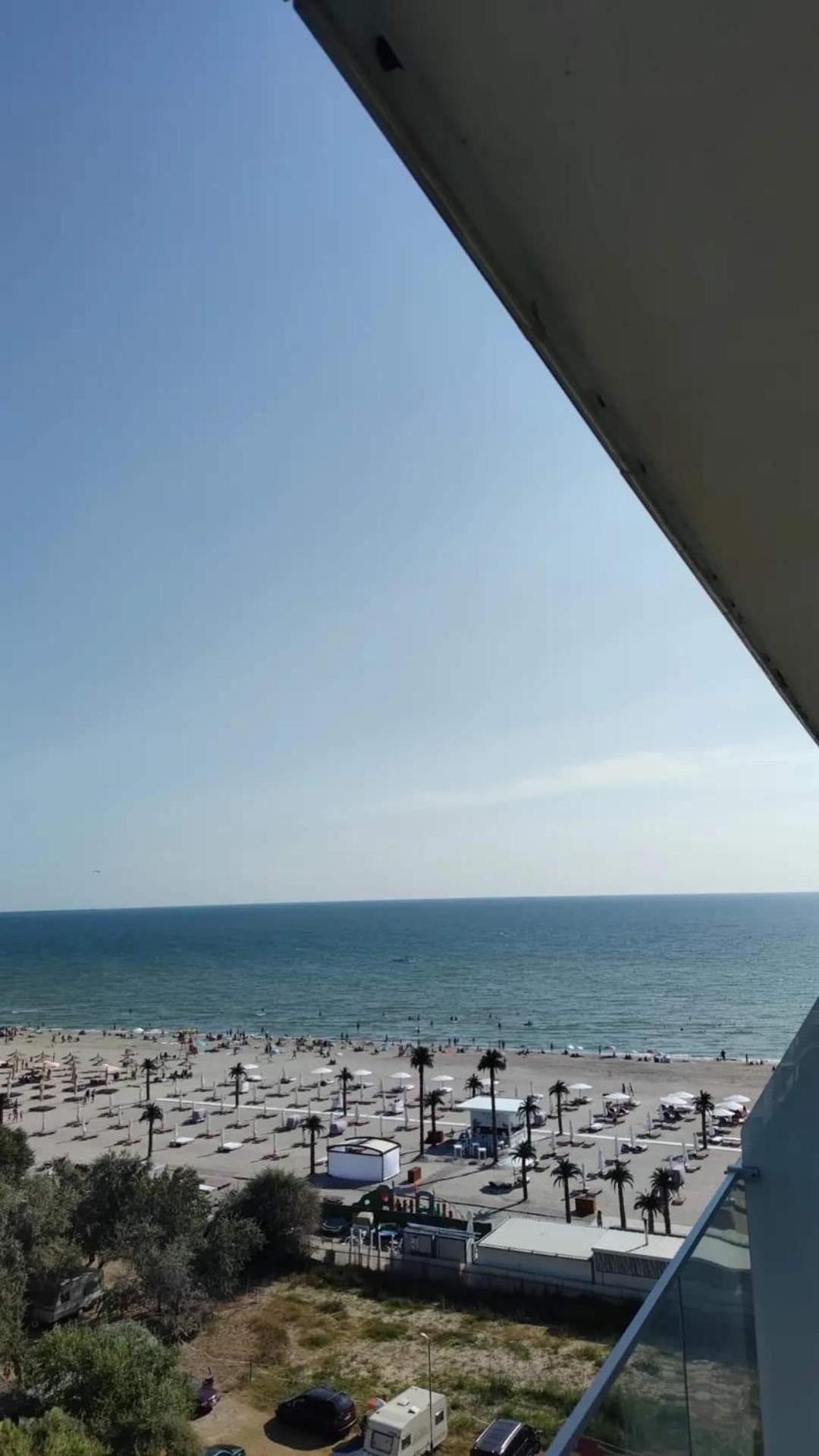 White Tower Mamaia Prestige Apartments Ngoại thất bức ảnh