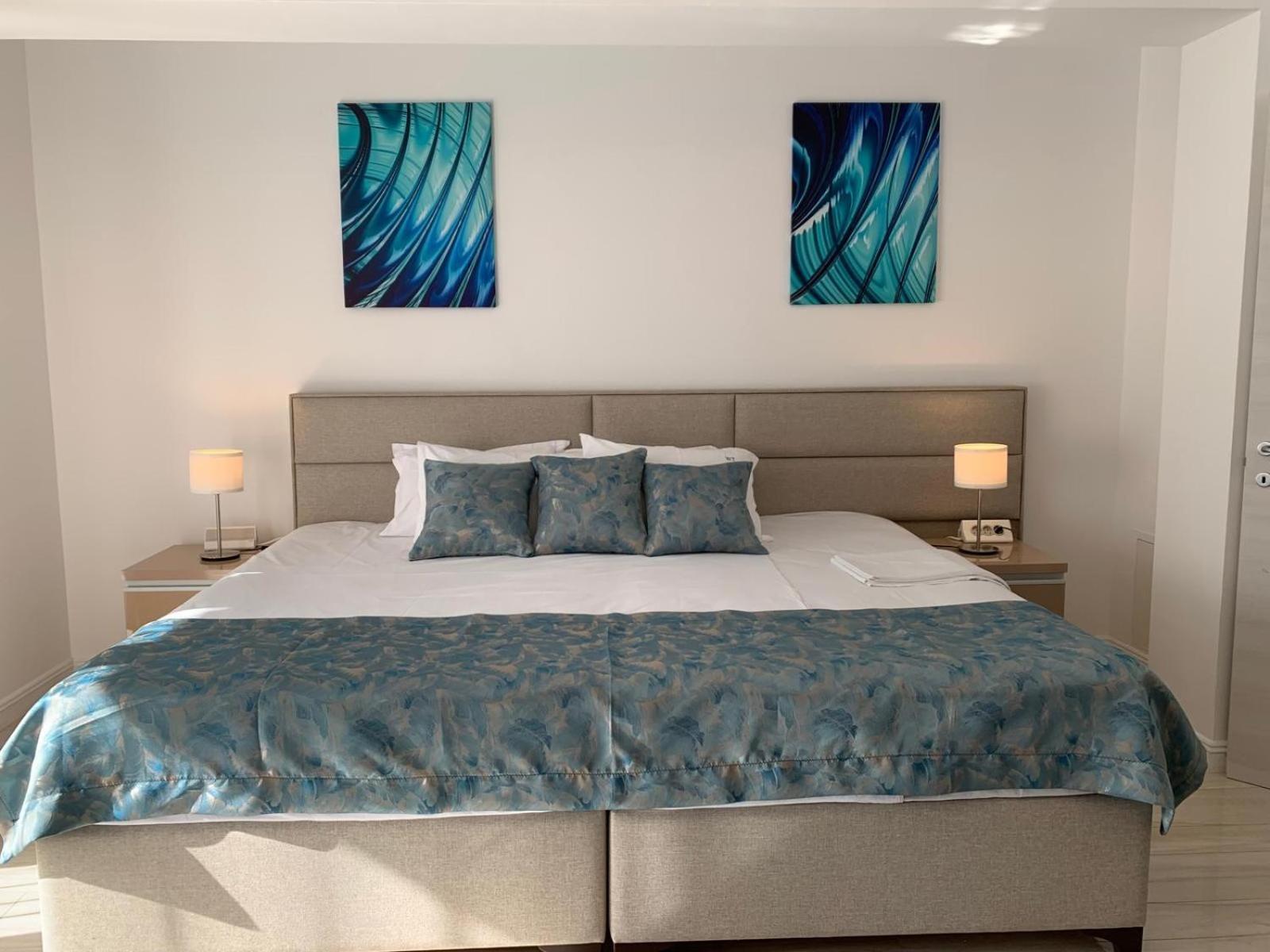White Tower Mamaia Prestige Apartments Ngoại thất bức ảnh