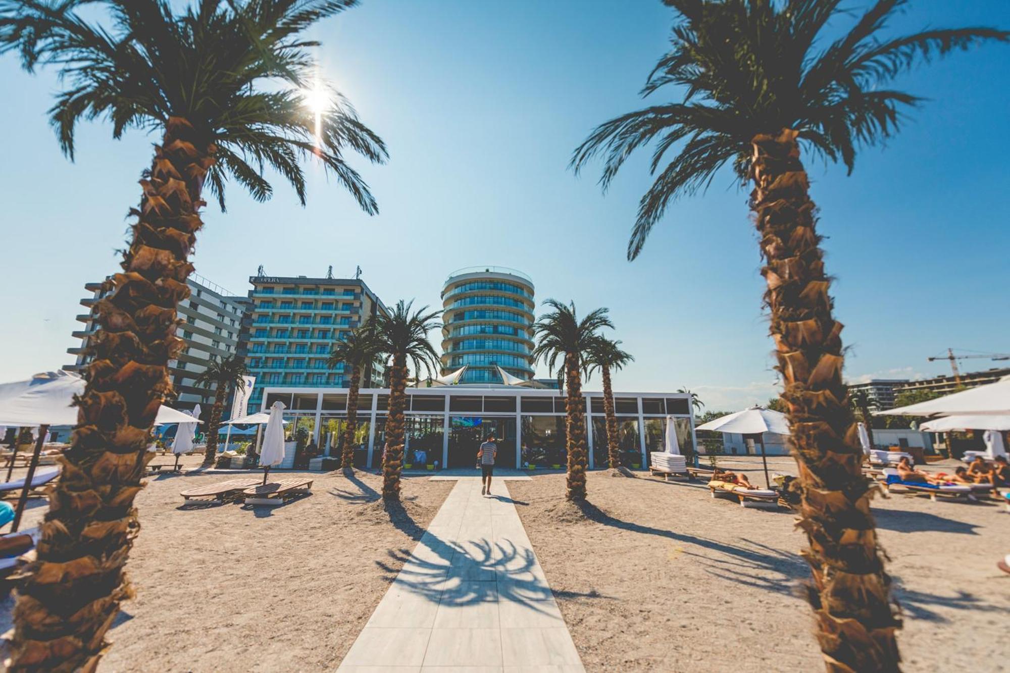 White Tower Mamaia Prestige Apartments Ngoại thất bức ảnh