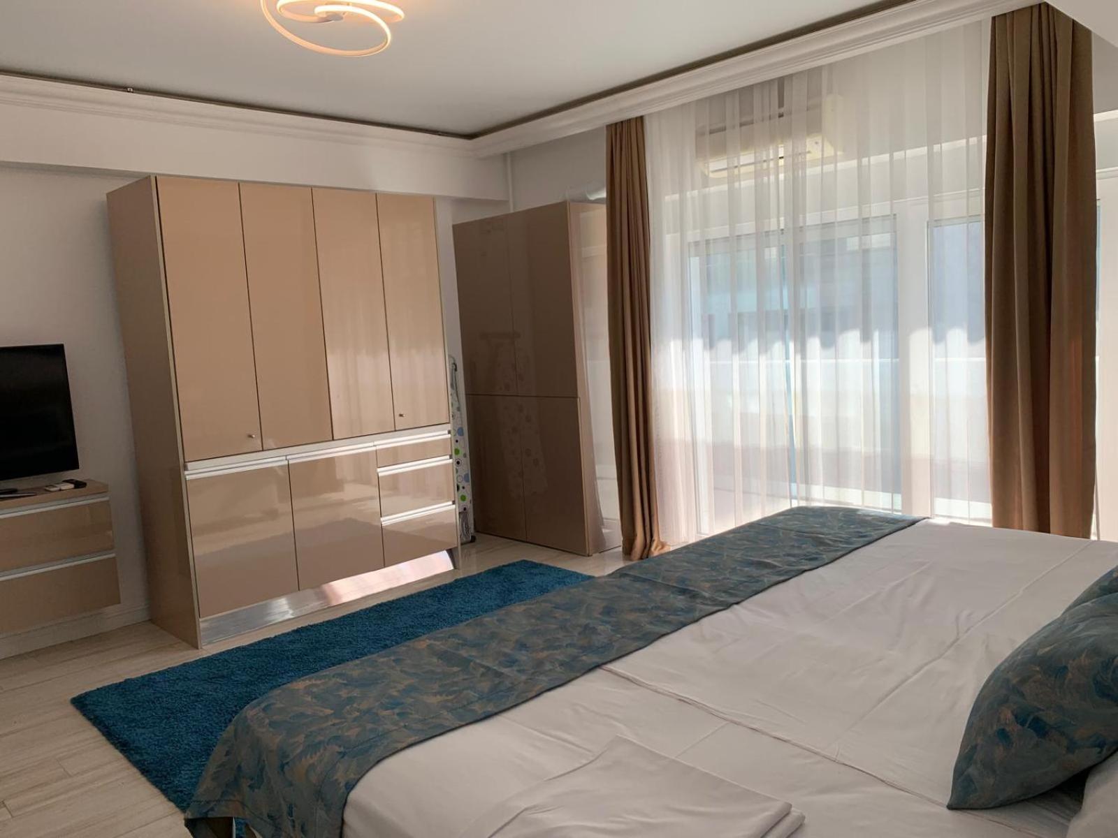 White Tower Mamaia Prestige Apartments Ngoại thất bức ảnh